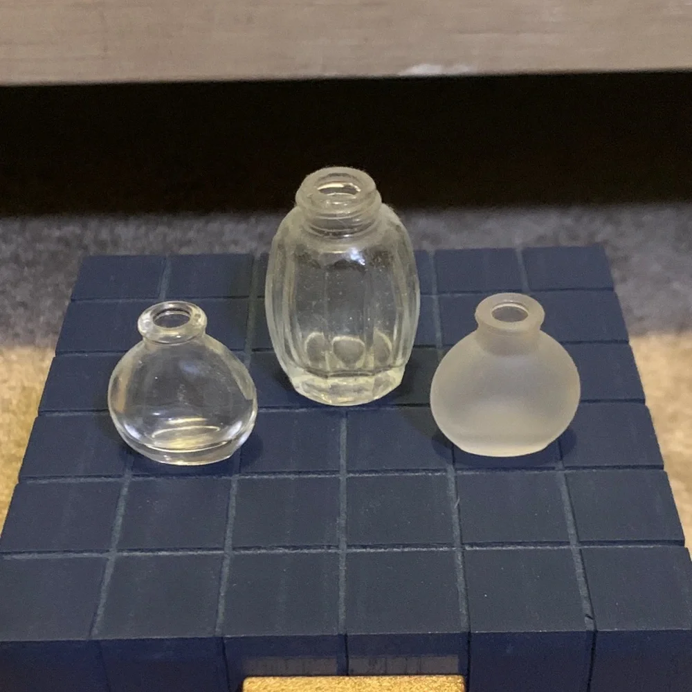 Lot of 3 Miniature Glass Vintage Perfume Bottles - Picture 1 of 4